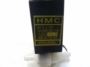 Hyundai Accent II (1999–2006) Motor für Frontscheibenwaschanlage 9851025100 - 2