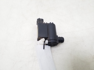 Hyundai Accent II (1999–2006) Motor für Frontscheibenwaschanlage 9851025100 - 5