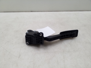 Subaru Legacy (2014–2026) Gaasipedaal 36010AL090 - 4