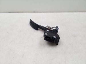 Subaru Legacy (2014–2026) Gaasipedaal 36010AL090 - 6