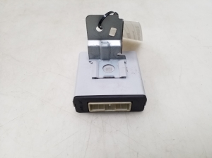 Subaru Legacy (2014–2026) Light control module 84051AL080 - 3