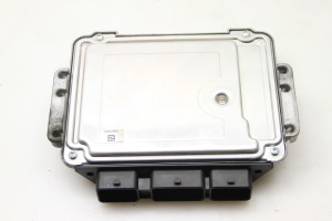 Ford Focus (2004–2011) Engine control unit 9M5112A650DB - 2