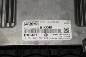 Ford Focus (2004–2011) Engine control unit 9M5112A650DB - 4