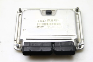 Calculateur moteur - 038906019LJ