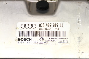 AUDI A4 B6 (2000–2005) Mootori juhtplokk 038906019LJ - 3