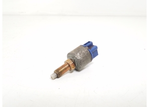 TOYOTA RAV 4 A2 (2000–2005) Piduripedaali lüliti 84340-42020 - 2