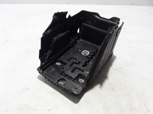 Battery holder - 30683987