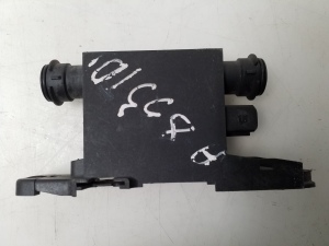 AUDI A8 D2 (1994–2002) Kesklukustuse juhtplokk 4A0959981A - 2