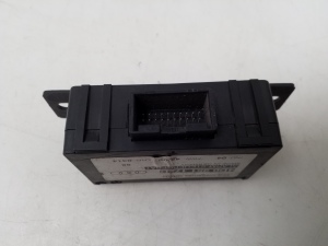 AUDI A8 D2 (1994–2002) Relee 4D0951173D - 2