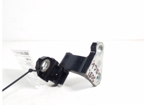 LEXUS GS (2005–2011) Rear side door upper hinge 68730-30180 - 2