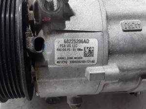  Air conditioner compressor 