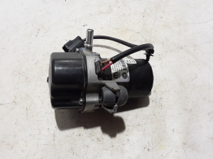  Vacuum pump 