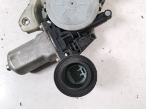 LEXUS GS (2005–2011) Priekšējo durvju logu pacēlājs un tā daļas - 3