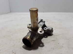  EGR valve 