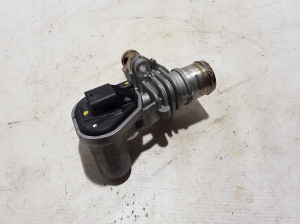  EGR valve 