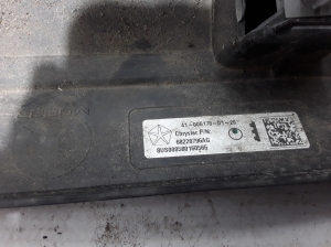 Chrysler Pacifica (2016–2026) Lükandukse muu osa 68228796AG - 3