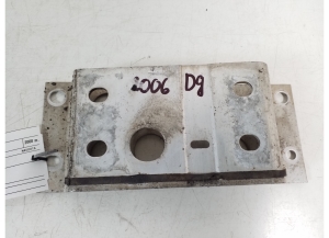 Shock absorber for rear bumper beam