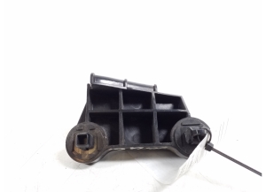 LEXUS GS (2005–2011) Rear bumper bracket 52562-30120 - 2