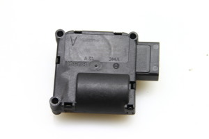 AUDI A6 ALLROAD C6 (2004–2011) Salongi soojenduse klapi mootor 4F0820511A - 2