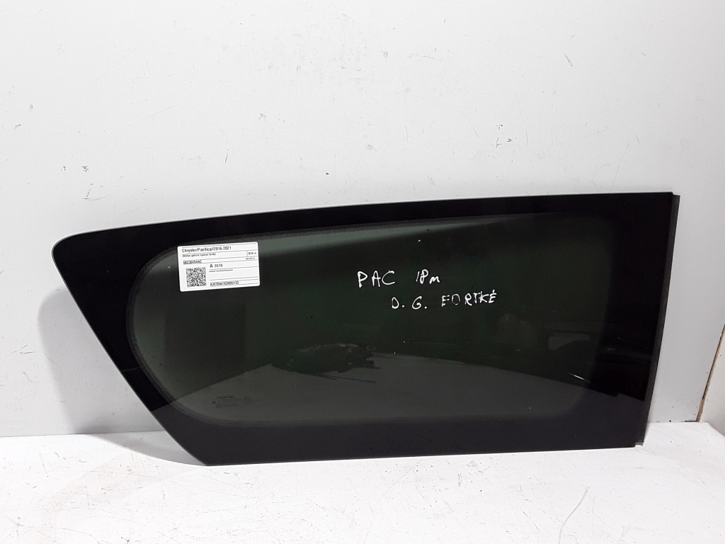 CHRYSLER Pacifica 2 generation (RU) (2016-2023) Right side rear body window 68238494AC 22448759