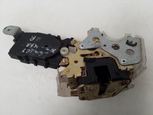 Subaru Legacy III (1998–2003) Front door lock - 2