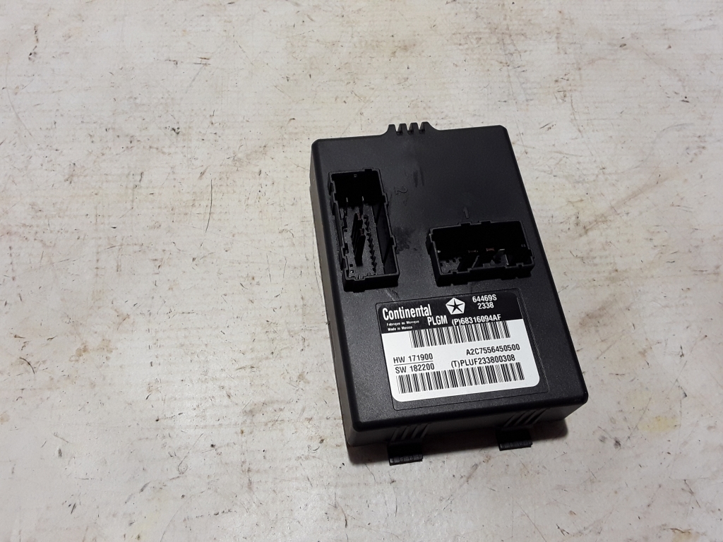 CHRYSLER Pacifica 2 generation (RU) (2016-2023) Other Control Units 68316094AF 22448657