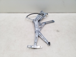 Opel Zafira A (1999–2005) Priekšējo durvju logu pacēlājs 90579571 - 4