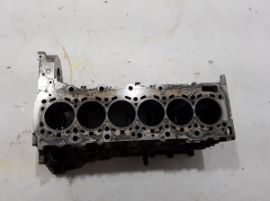 BMW 5 SERIES F07 (2009–2017) Engine block 7803746 - 3