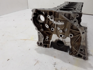 BMW 5 SERIES F07 (2009–2017) Engine block 7803746 - 4