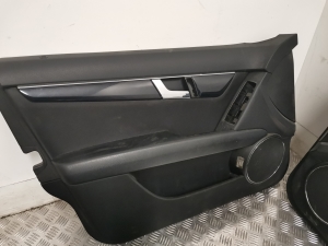 Mercedes Benz C-Class 204 (2007–2014) Interior and its parts - 9
