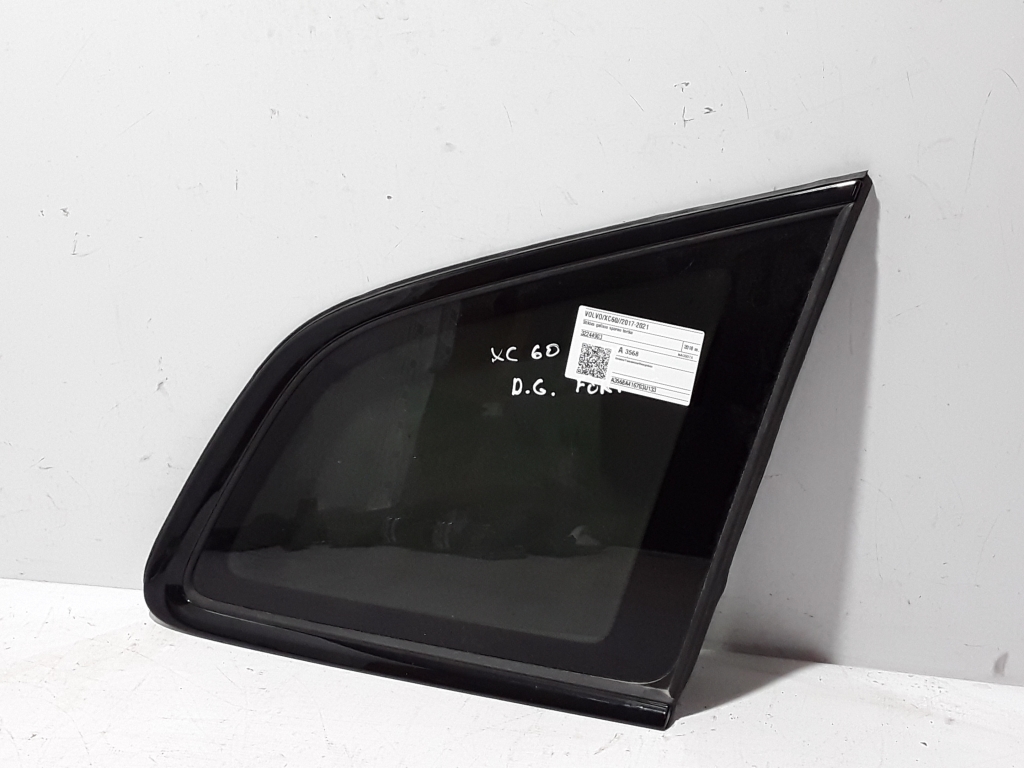 Used VOLVO XC60 Glass rear wing fort 32244903