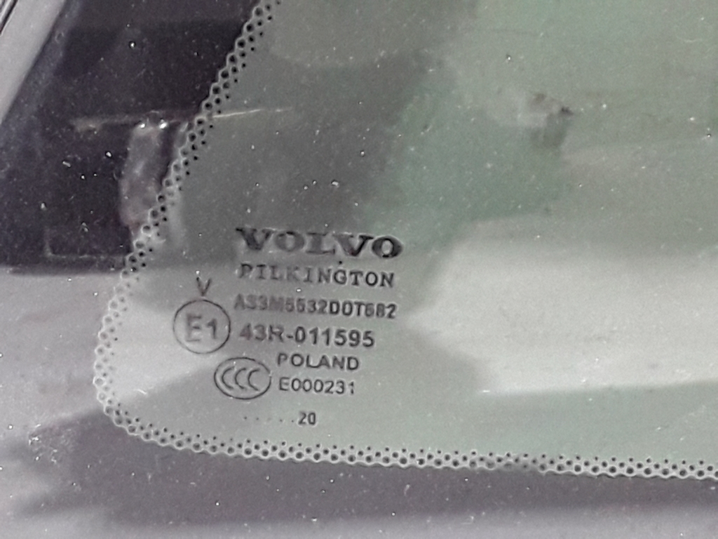 VOLVO XC60 2 generation (2017-2024) Dešinės pusės galinis šoninis kėbulo stiklas 32244903 22449488