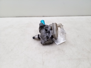  Master cylinder 