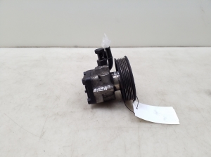  Power steering pump 
