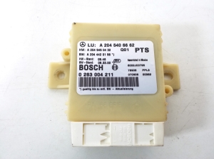 Mercedes Benz C-Class 204 (2007–2014) Parking system control unit A2045406662 - 2