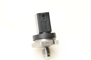  High pressure fuel line sensor 