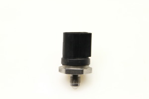  High pressure fuel line sensor 