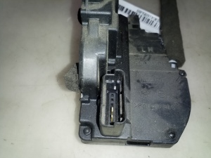 NISSAN Tiida C11 (2004–2014) Rear side door lock - 3
