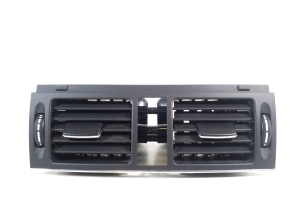  Interior panel ventilation grilles 