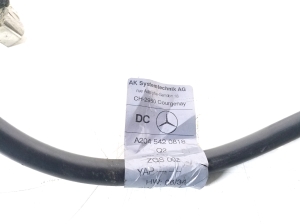 Mercedes Benz C-Class 204 (2007–2014) Miinuskaabel A2045420818 - 3