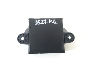 Mercedes Benz C-Class 204 (2007–2014) Tagumise küljeukse juhtplokk A2048700926 - 2