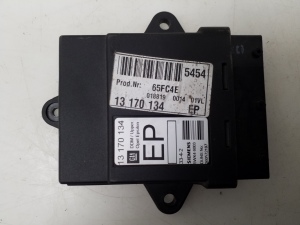 Front door control unit - 13170134