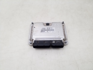 Calculateur moteur - 038906019JL