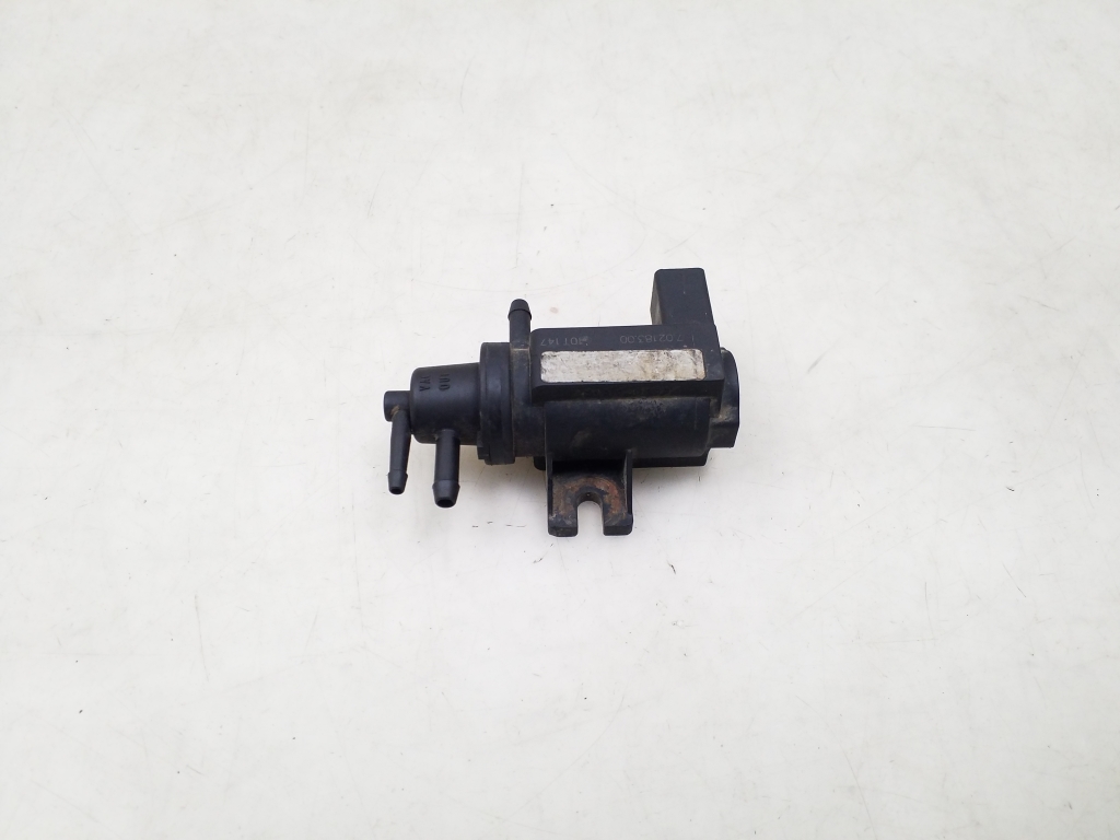 AUDI A3 8L (1996-2003) Solenoidový ventil 25066816