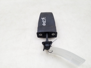  Front door opening limiter 