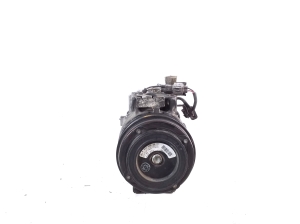  Air conditioner compressor 