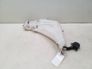 Front washer fluid reservoir - 7241675