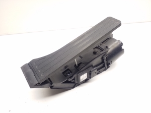   Accelerator pedal  - A2223002800 