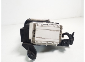 TOYOTA PRIUS Plius V W40 (2011–2018) Esiklaasinäidik (HUD) 83861-47040 - 3