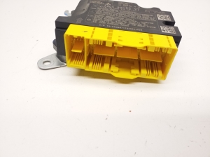 Mercedes Benz C-Class 205 (2014–2021) Airbag module A2059009527 - 2